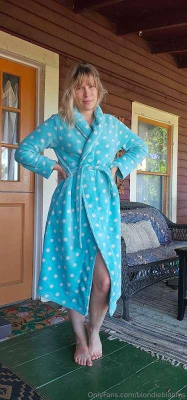 Good morning 🥰🤗 gosh, I feel so cute today ☺️ 