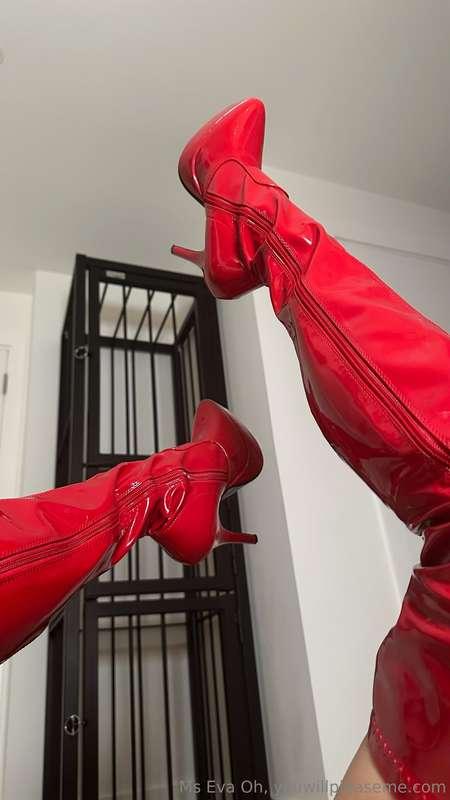 Latex or leather, pet? I'm curious to know, and maybe, there..