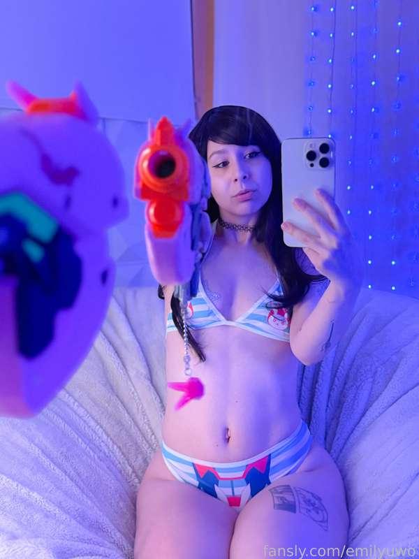 emilyuwo image #4