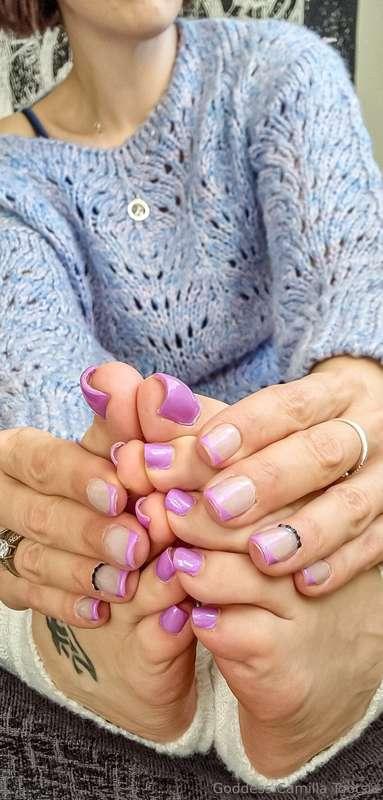 Fun fact: Purple is my favourite colour. Doesn't it look cut..