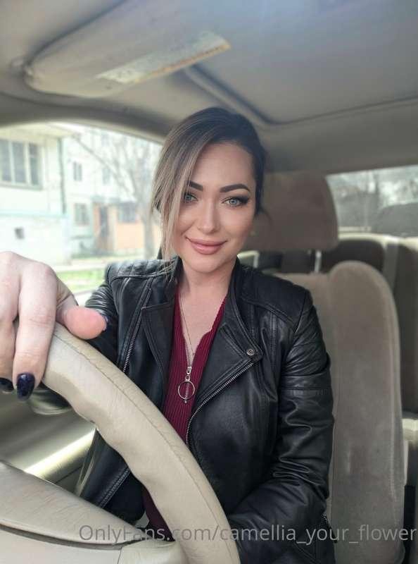 Have you heard such a saying:
"like a girl to drive a car, s..