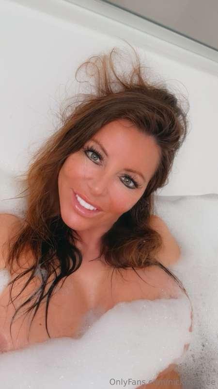 It’s national bubble bath day 
Your missing the real content..