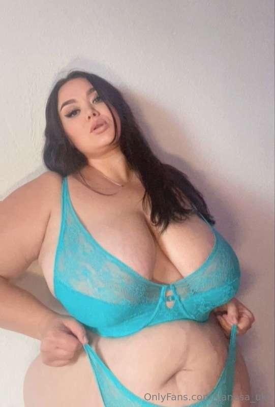I’m horny and ready to play💋🥰