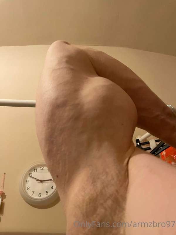 armzbro97 image #1