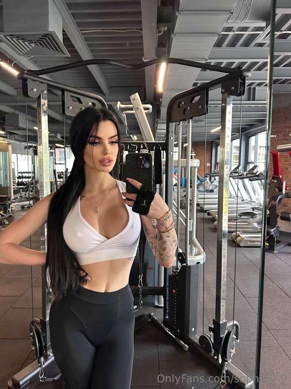 In the gym as in life, you try harder, you get more results💘