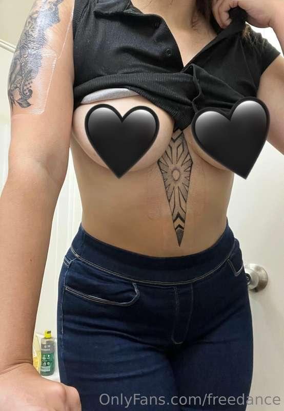 I want some more fresh ink 😭🥰❤️🤭 what do you think? More? Fi..