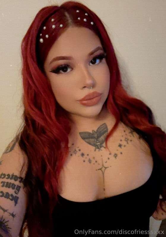 who’s ready for xmas collabs? lmk who you wanna see me work ..