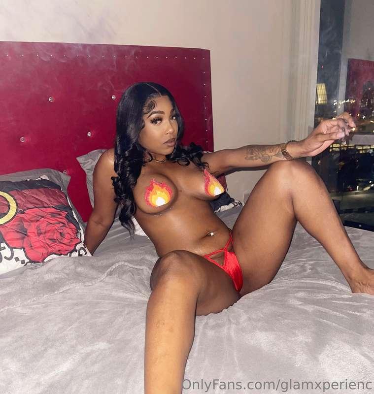 I Hate Smoking By Myself😩 