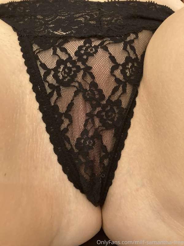 Hey babes 😍 go to my other Onlyfans page where I post full o..