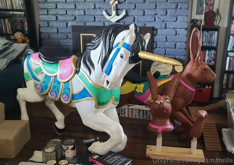 Tomorrow's a big day as we move onto set. Please enjoy my pa..