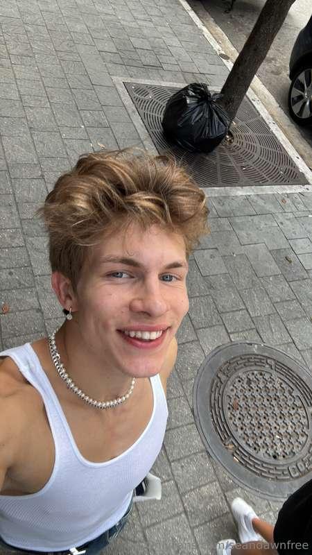 Let’s have a great weekend sugar tits