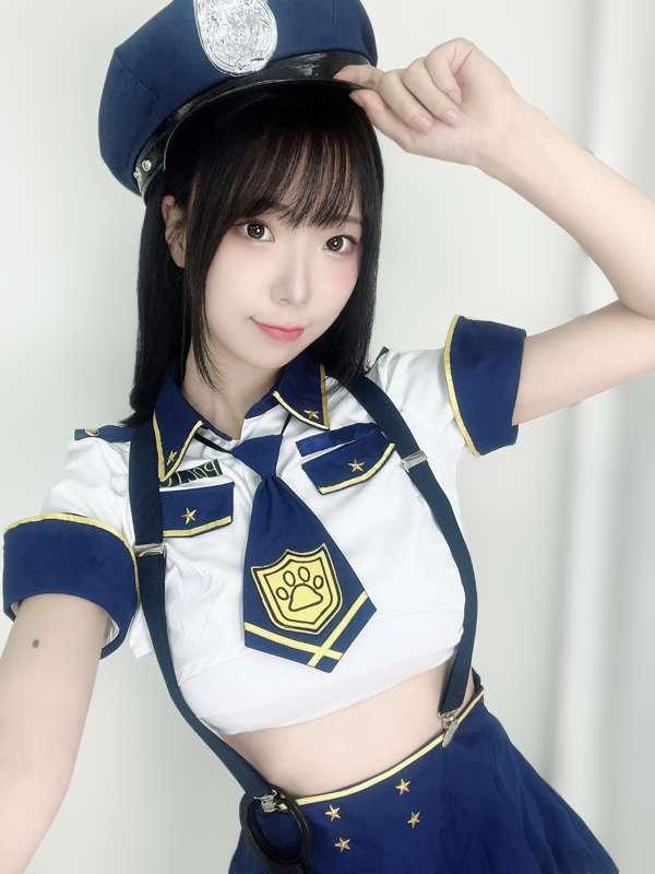 Halloween Police girl