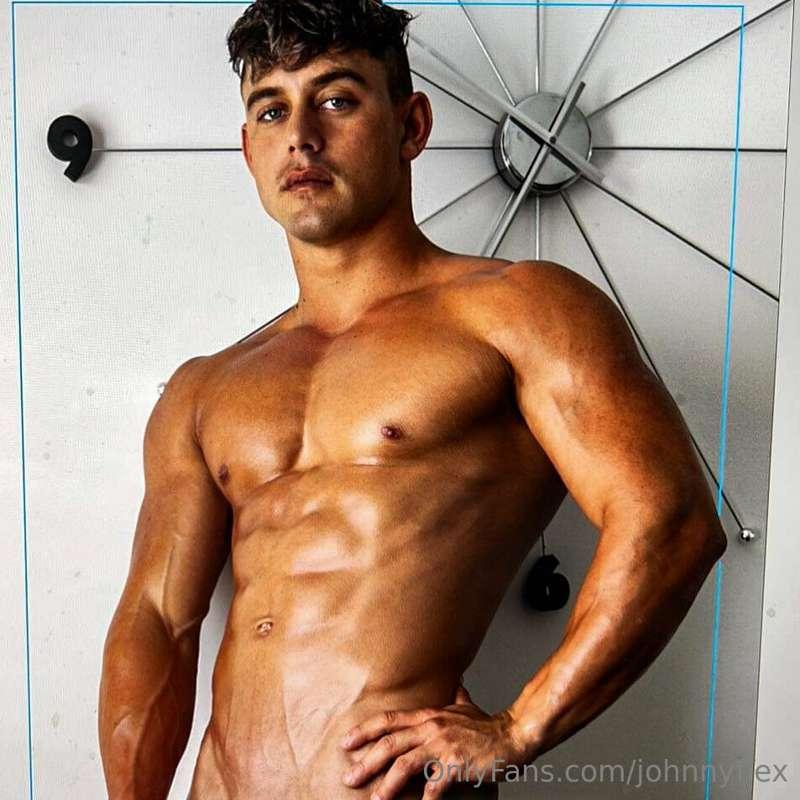 Who wants daddy’s cum