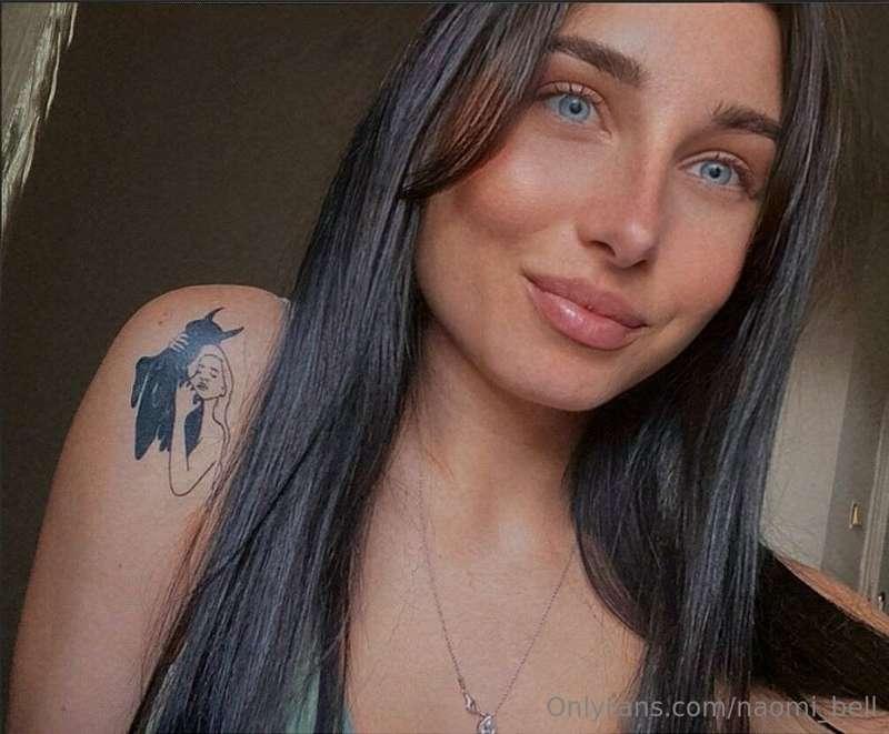 Let me distract you👉@rube_rouge_free💋
Cute girl @rube_rouge_..