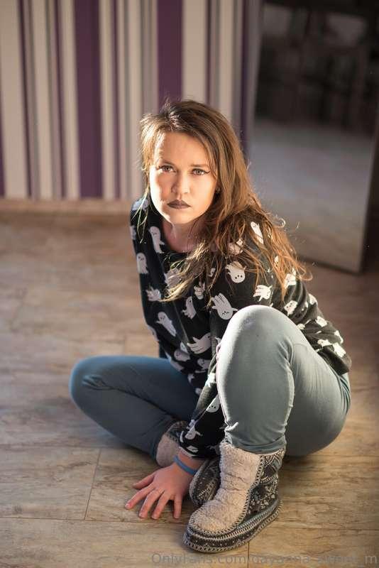 😘