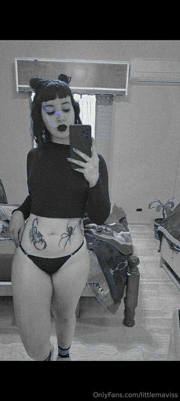 🤫🖤