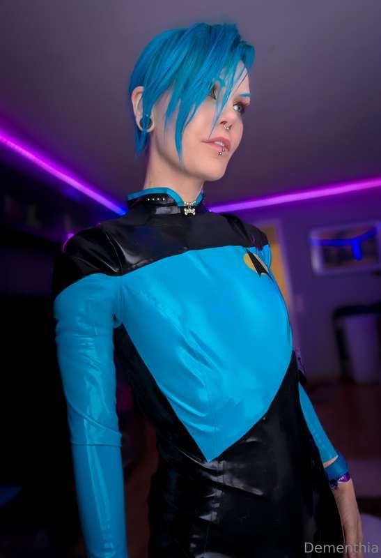 Star Trekking across the universe 🖖  Wore this at a pride pa..