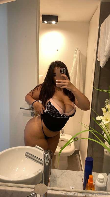 new black lingerie🙈 what do you think??