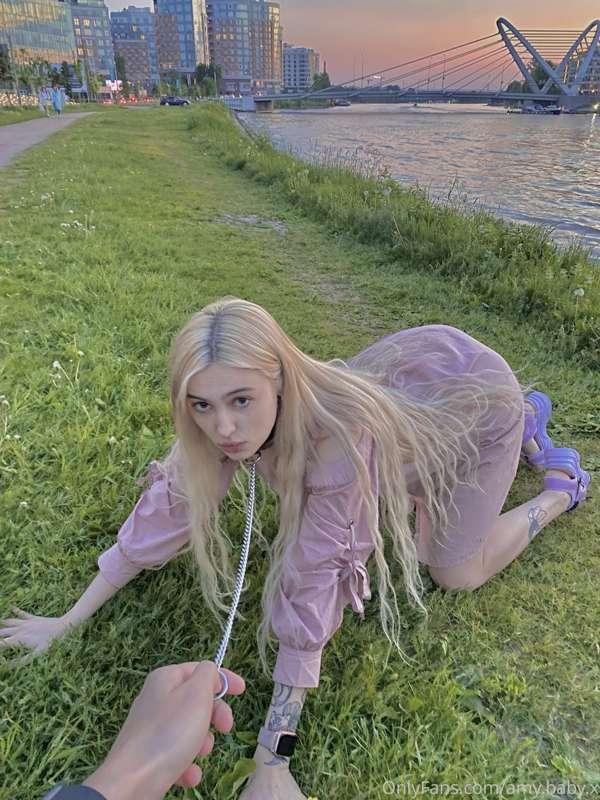 Who wants to make me their little slut Dm i'm ready to do wh..