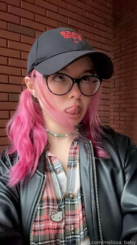 ~ make me urs 

#ahegao #selfie #loli #petite #teen #young #cutegirl #gamergirl #glasses #egirl 