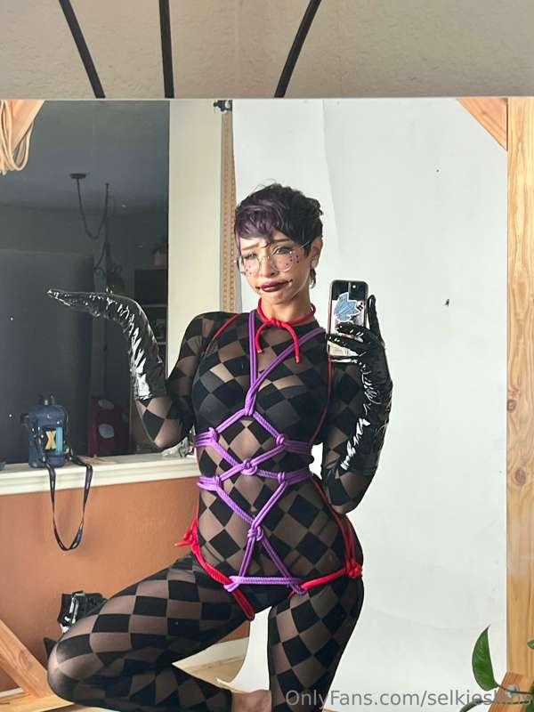 You came home to clown pussy