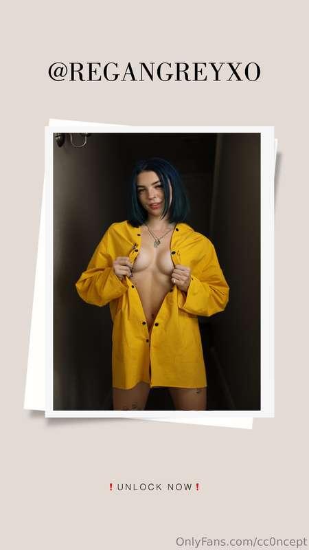 New set with this little blue hair beauty @regangreyxo I kno..