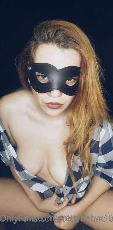 ⭐️Shoutout 
"Free real girl here! @dontsaymymom She has 100%..
