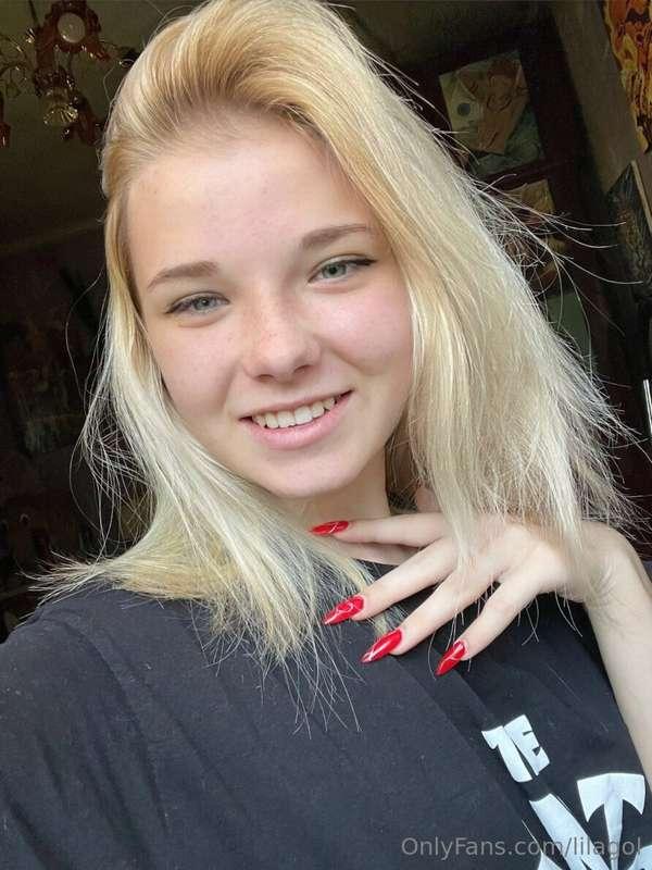 ##❤️𝐅𝐫𝐞𝐞 𝐬𝐮𝐛𝐬𝐜𝐫𝐢𝐩𝐭𝐢𝐨𝐧 𝐚𝐧𝐝 𝐈'𝐦 𝐰𝐚𝐢𝐭𝐢𝐧𝐠 𝐟𝐨𝐫 𝐲𝐨𝐮❤️ Her @kitttyk..