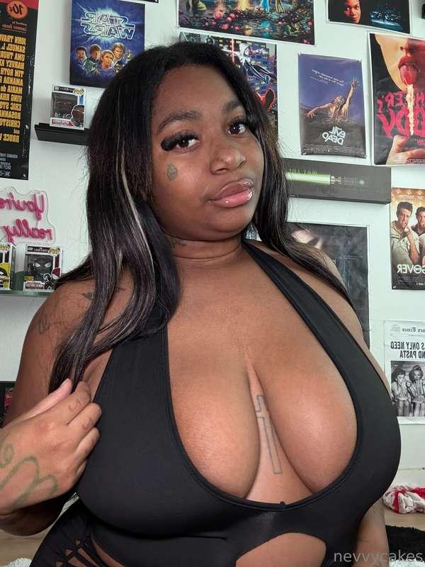 baby check your DMs 😳