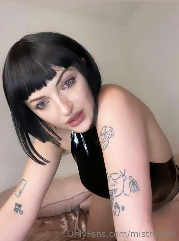 Have you ever wanted to chat w Me? Do you want to me mesmeri..