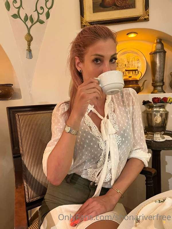 lets drink a bit coffee today😋