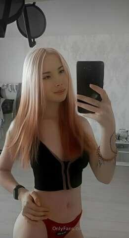 My girlfriend @lilith_badgirl is a real nymphomaniac who enj..