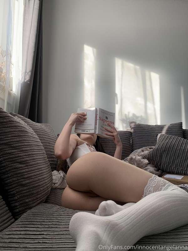 What your favourite book? 😋