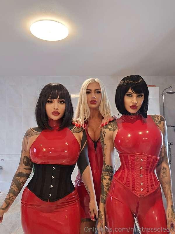 Imagine getting fuck by all three of us at the same time. Yo..