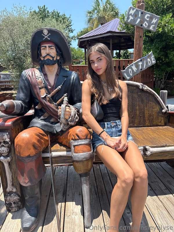 how do we look together? 😂 where's my real captain?
