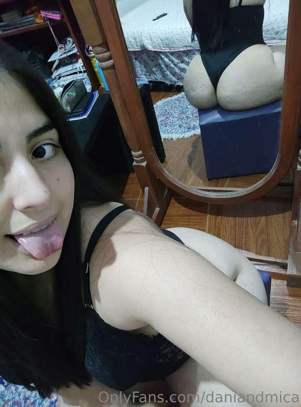 Unlock to see me giving a great blowjob, with that backgroun..