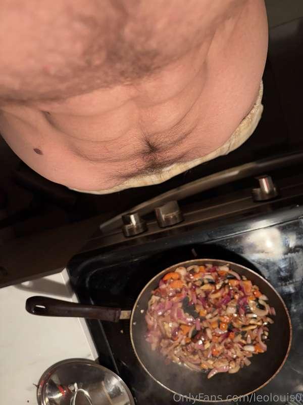 Wanna cook with me?:p