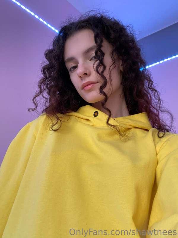 If you want to find out what this hoodie is hiding🥵🥰 write s..