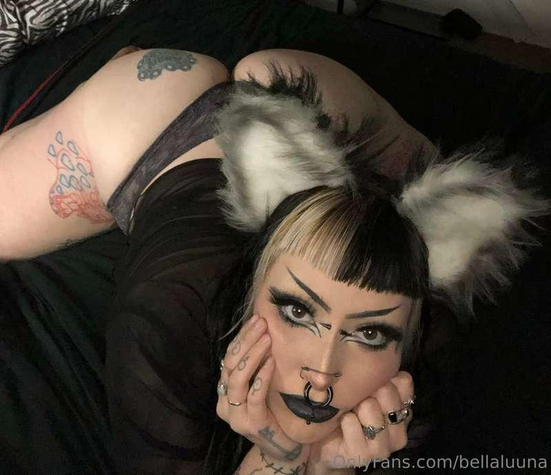 hi ☺️ wyd?