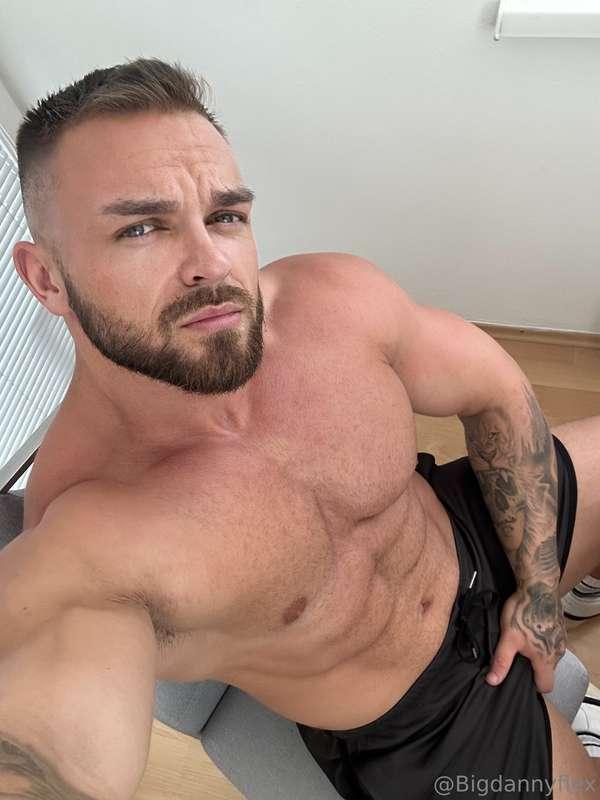 bigdannyflex main image