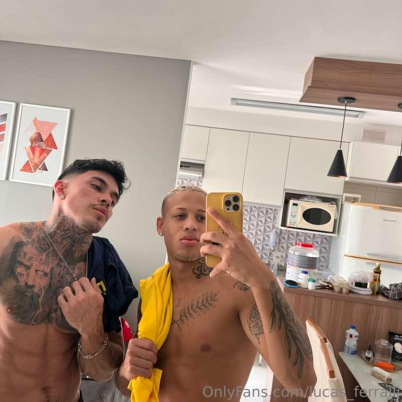 O sexo na varando com o @vitinhoprado