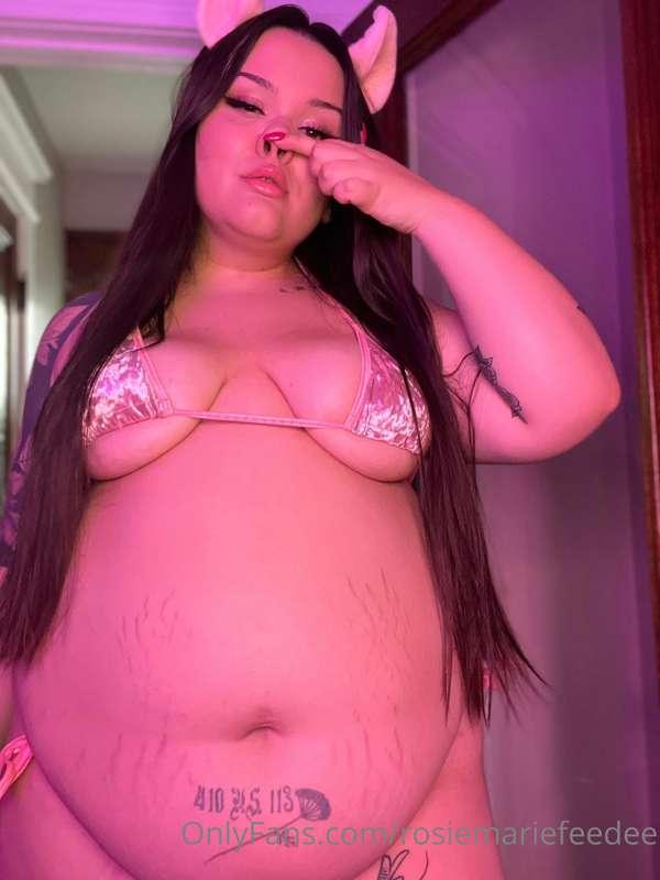 What would you like to see me do in my pig outfit? 🥰
