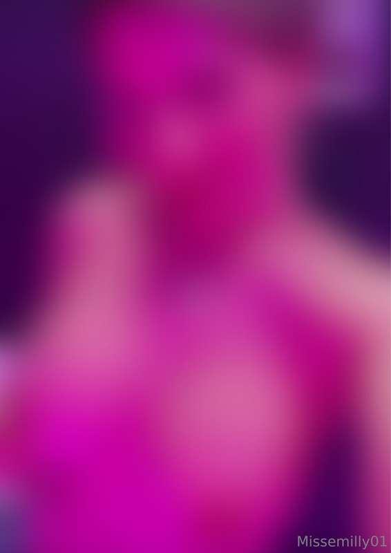 let me spoil you with my tits 😈