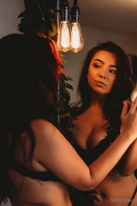 Never met a mirror I didn’t like 🪞✨I bet you wanna see the f..