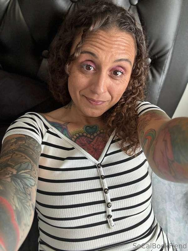 Do I look pretty with dick in my mouth?