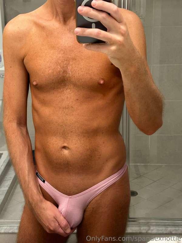 Good morning ! I love thongs just as much as spandex. I just..