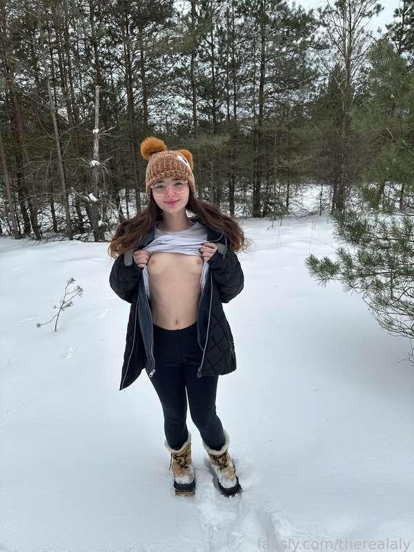 therealaly image #0