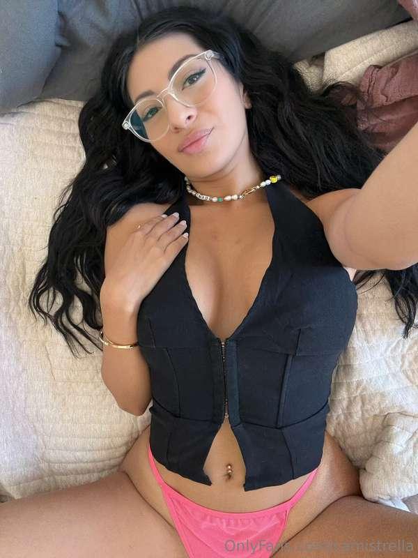 Do I look better on my back or on my knees? 😈