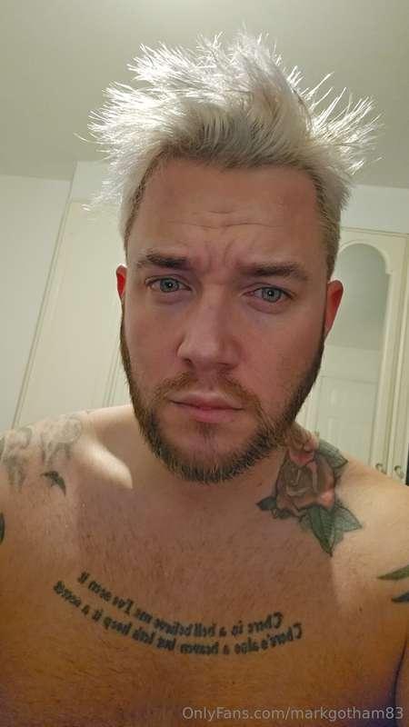 Think i need a hair cut, also thinking of going back to dark..