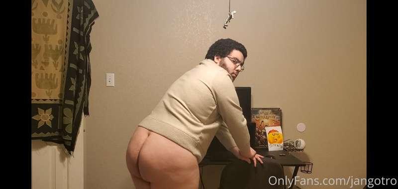 Its valentines day but I'm all cold and lonely. Wish someone..